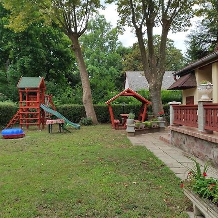 Villa Balatonszemesi Nyaralohaz Exterior foto